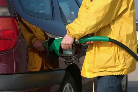Sinn Féin calls for Dáil recall ahead of unwinding of excise reliefs on petrol and diesel